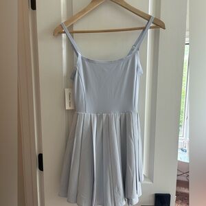 doubles dress outdoor voices XS dusty blue (never worn perfect condition)